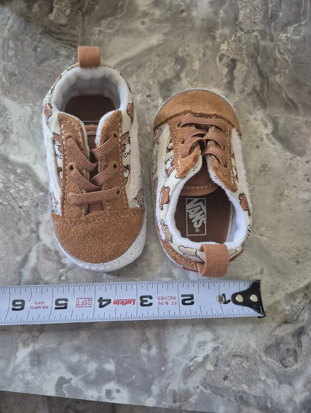Vans Old Skool Unisex Baby Sneakers Teddy Bear Size 3 - 6 Months